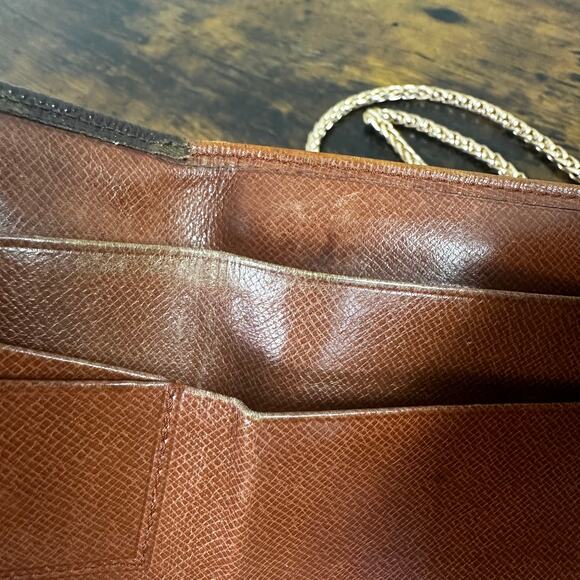 Louis Vuitton Vintage Monogram Compact Wallet - Picture 6 of 16